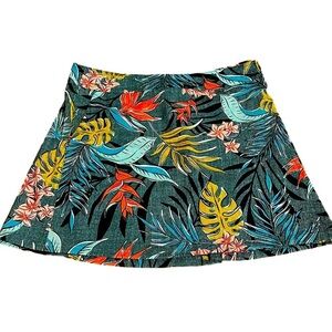 Rip Skirt  pattern VINTAGE BALI JUNGLE , size small with pockets